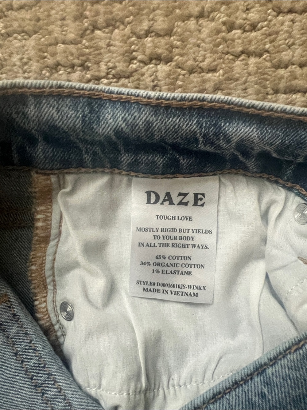 DAZE Straight Leg Jeans in Light Wash Blue - Picture 3 of 12